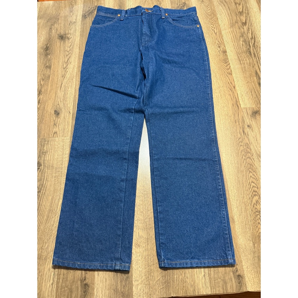 Wrangler Jeans Mens Size 38x30 Blue Jeans Regular Fit Straight Leg Denim